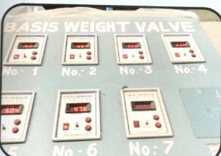 Basis Weight Valve Exhibition Display
